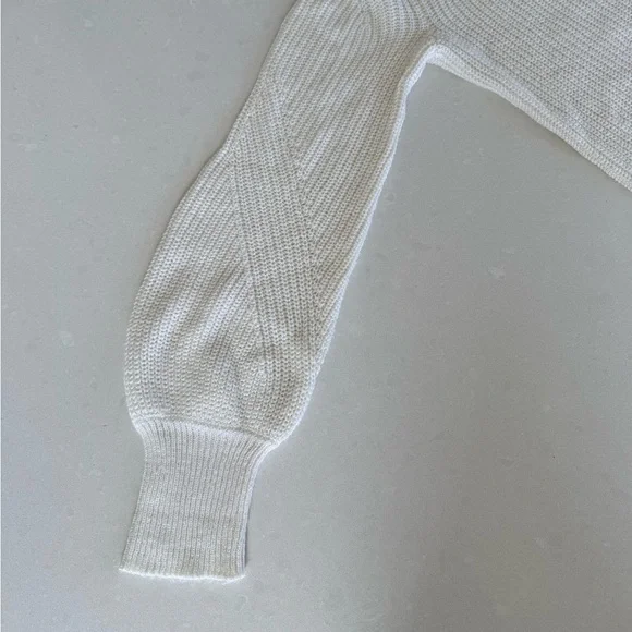 3-sweater bundle - Picture 5 of 8